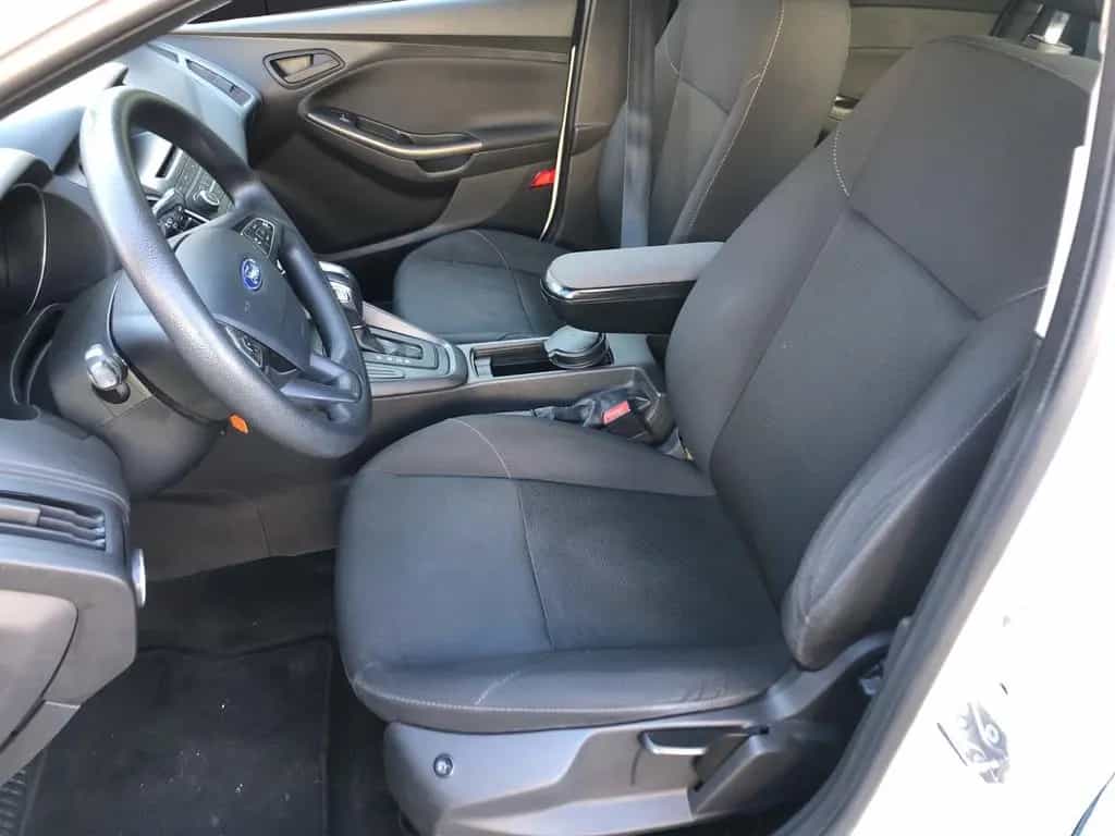Ford Focus 1,5 EcoBoost Automatik 5-türig AHK 05/2017-photo-9