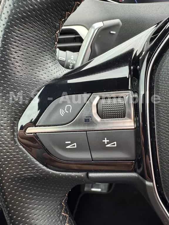 Peugeot 3008 1.6 Allure GT-Line Autom.*LED*ACC*SHZ*AHK* 08/2019-photo-24