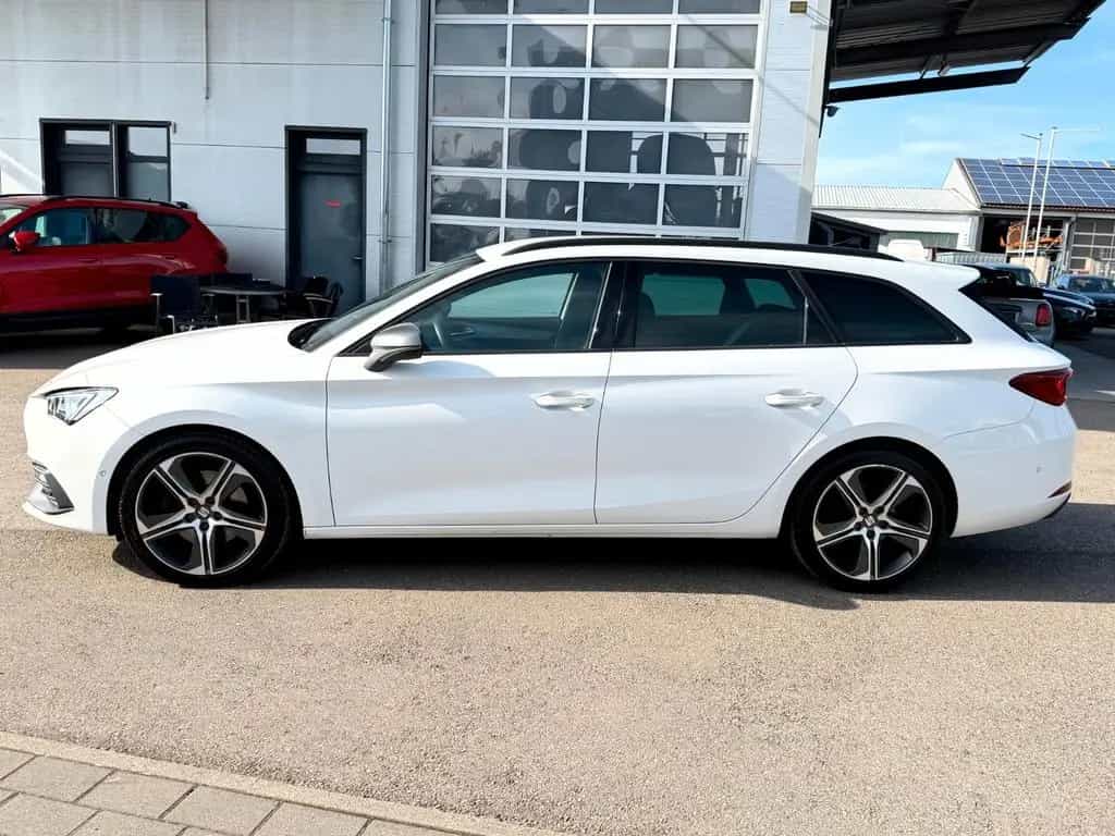 Seat Leon 1.5 eTSI ACT FR DSG Sportstourer Navi_Kamer 02/2022-photo-7