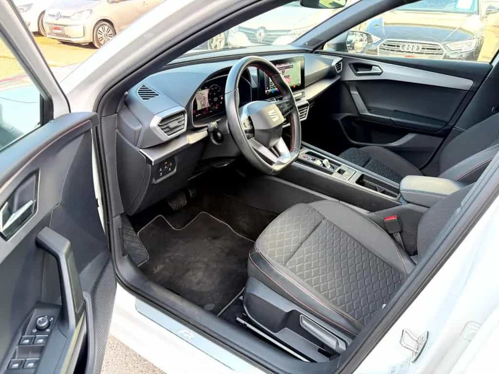 Seat Leon 1.5 eTSI ACT FR DSG Sportstourer Navi_Kamer 02/2022-photo-8
