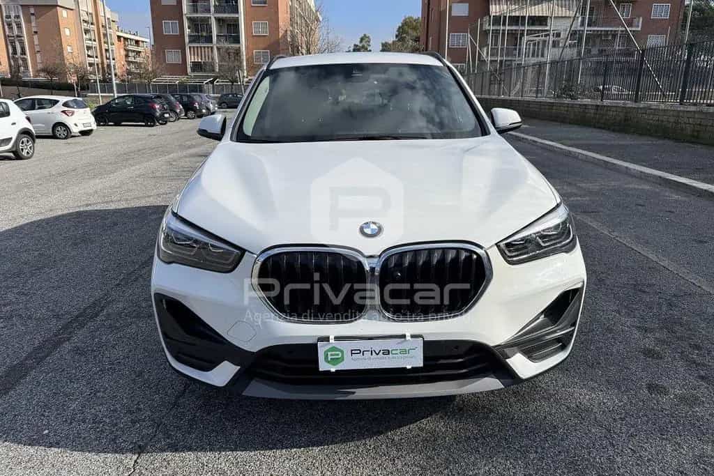 BMW X1 sDrive18d Advantage 11/2019-photo-1