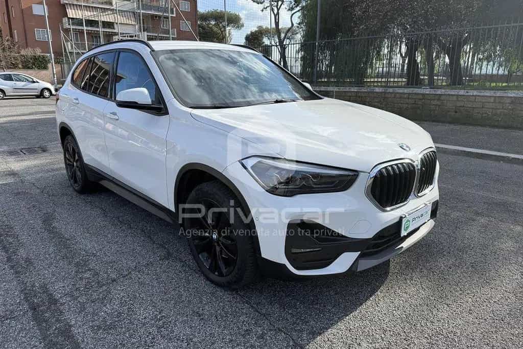 BMW X1 sDrive18d Advantage 11/2019-photo-2