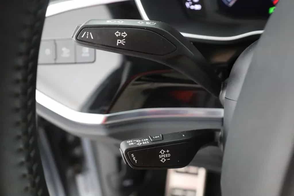 Audi Q3 40 TFSI S-Line quattro LED App-Connect Kamera 10/2019-photo-17