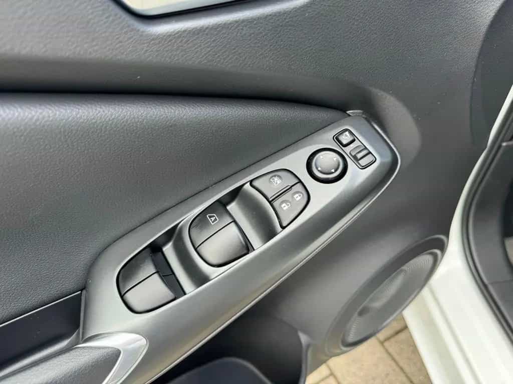 Nissan Juke 1.0DIG-T Acenta Autom. Komfort Paket Nissan 07/2024-photo-15