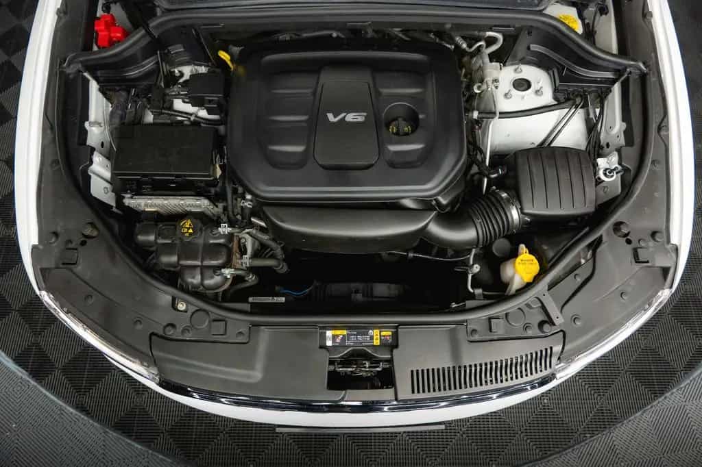 Dodge Durango 3.6 V6 GT+ 4x4 SRT Night-Paket Modell 22 10/2022-photo-48