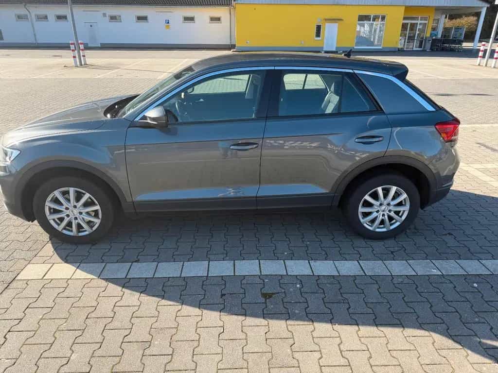 Volkswagen T-Roc 1.0 TSI - Grau 07/2019-photo-4