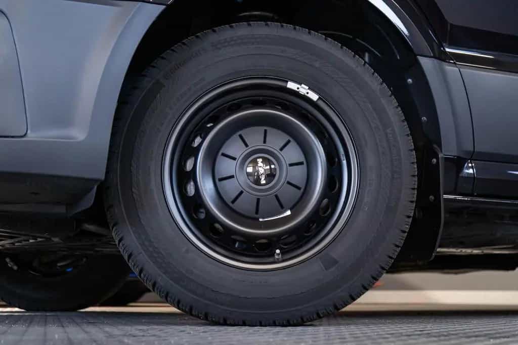 MAN TGE 2.0 TDI 3.140 4X2F RFK MASSAGE STHZ 9-SITZE 11/2025-photo-2