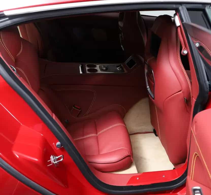 Aston Martin Rapide Rapide Individual NEW Chassis-Nummer 1 12/2010-photo-11