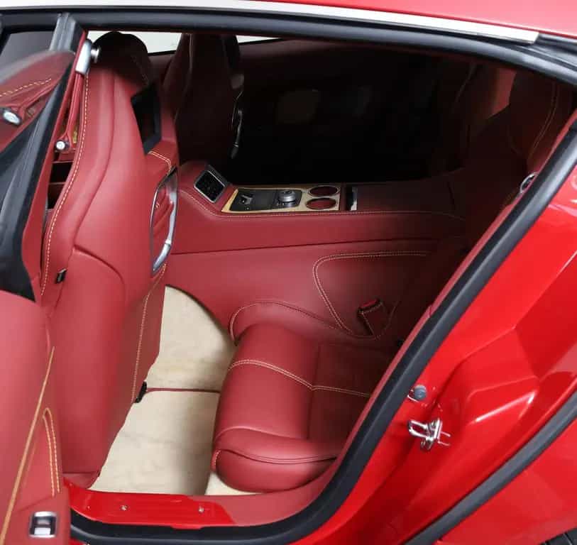 Aston Martin Rapide Rapide Individual NEW Chassis-Nummer 1 12/2010-photo-23
