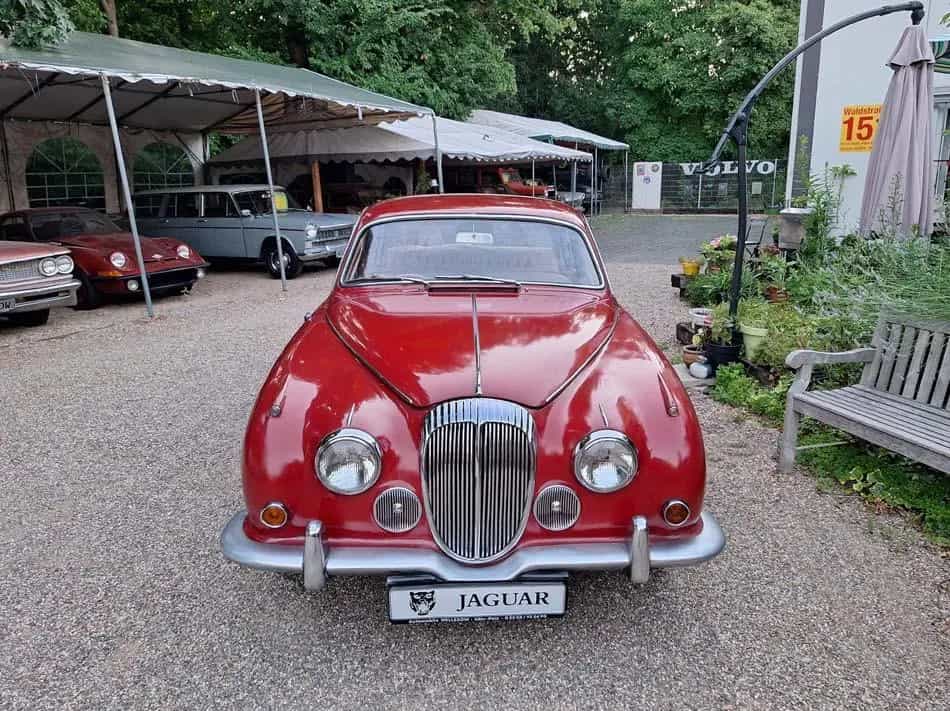 Jaguar MK II Daimler 2.5 V8 02/1969-photo-15