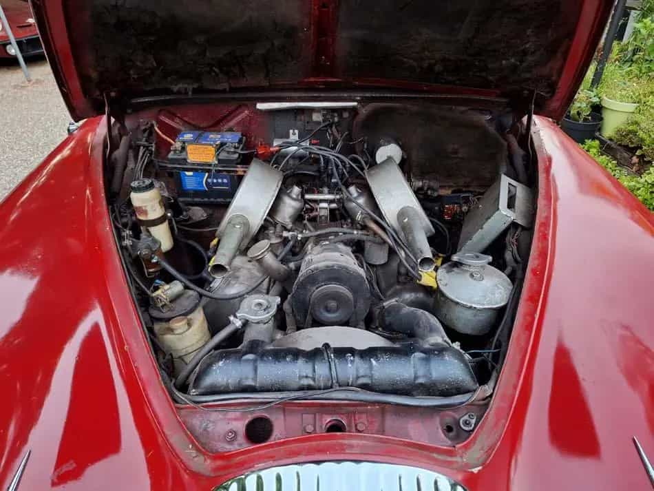 Jaguar MK II Daimler 2.5 V8 02/1969-photo-9