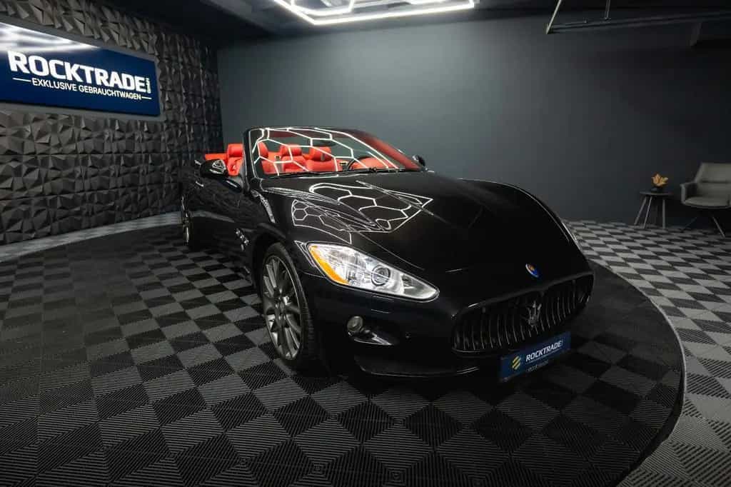 Maserati GranCabrio Sport 4.7 V8 Ferrari *Unfallfrei*BOSE 03/2010-photo-11