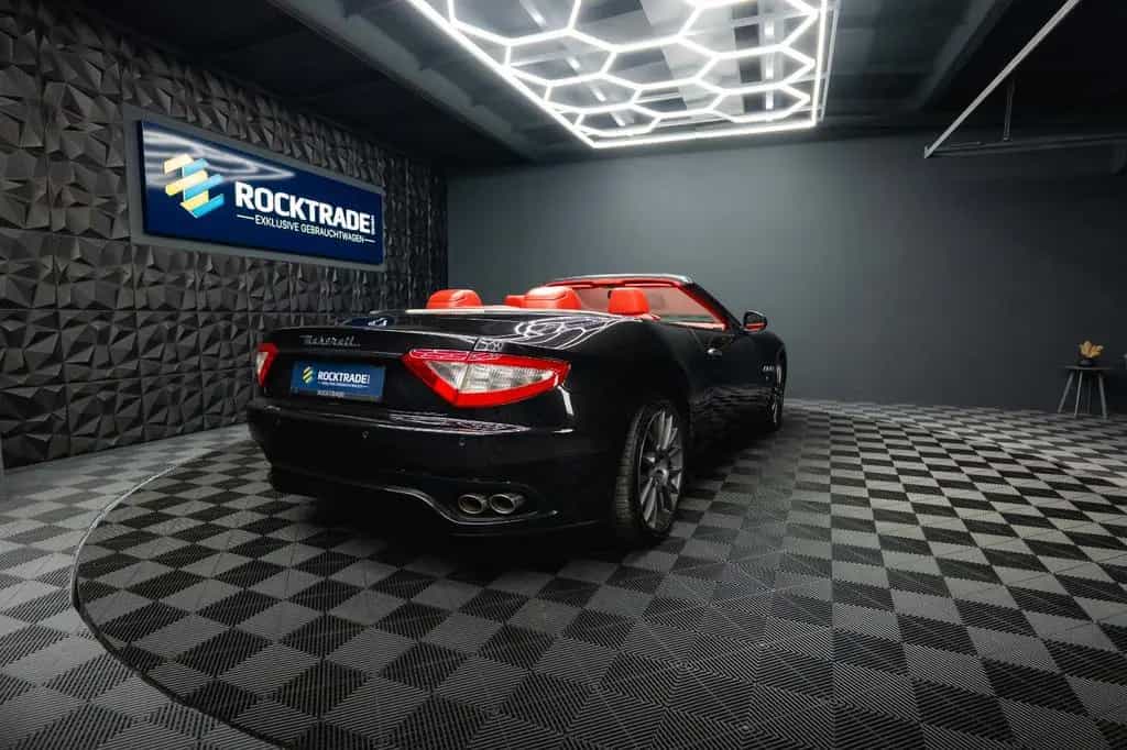 Maserati GranCabrio Sport 4.7 V8 Ferrari *Unfallfrei*BOSE 03/2010-photo-21