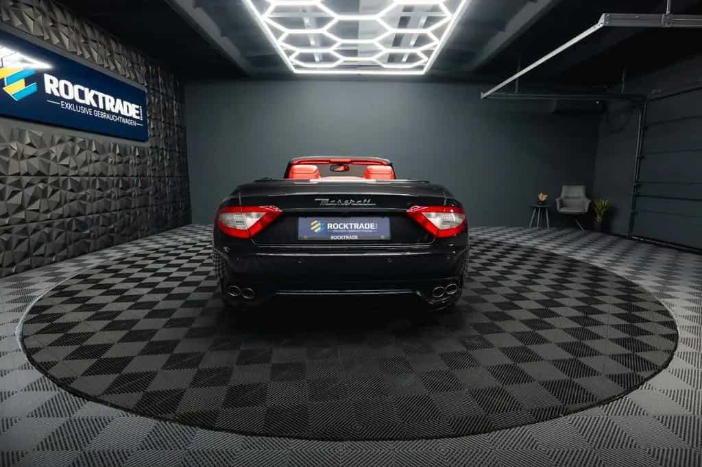 Maserati GranCabrio Sport 4.7 V8 Ferrari *Unfallfrei*BOSE 03/2010-photo-22