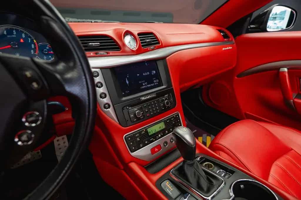Maserati GranCabrio Sport 4.7 V8 Ferrari *Unfallfrei*BOSE 03/2010-photo-35