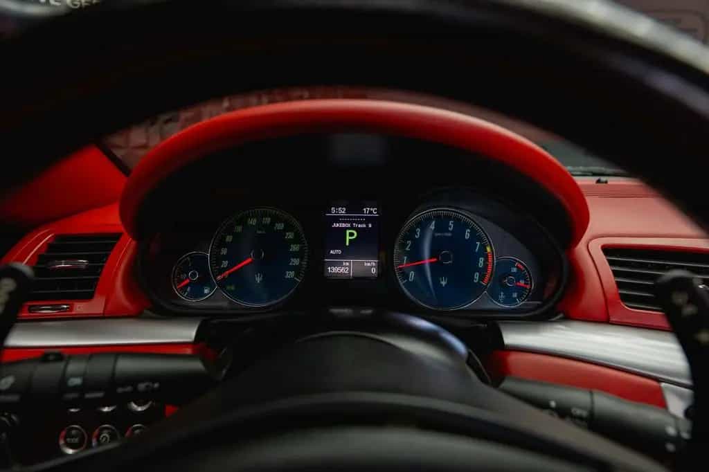 Maserati GranCabrio Sport 4.7 V8 Ferrari *Unfallfrei*BOSE 03/2010-photo-37