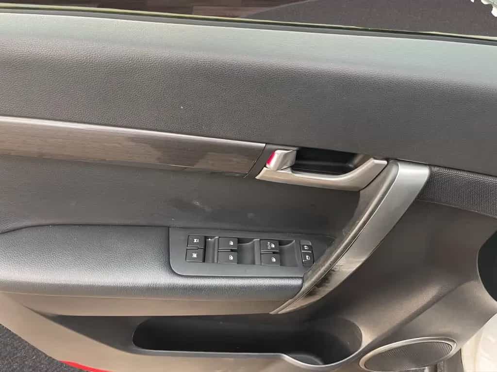 Chevrolet Captiva TÜV Neu, 7 Sitzer, 8-Fach bereift 04/2010-photo-11