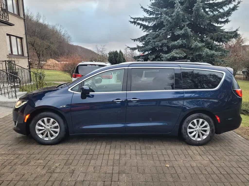 Chrysler Pacifica Touring leder Navi 06/2018-photo-5