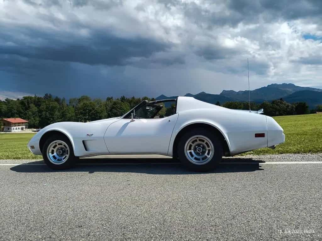 Corvette Chevrolet Corvette C3, Lack & Motor neu. Gutacht 07/1977-photo-0