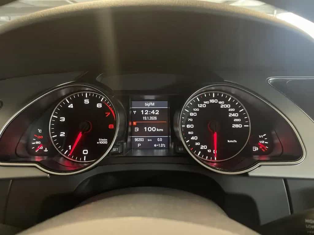 Audi A5 Sportback 2.0 TFSI 01/2011-photo-15