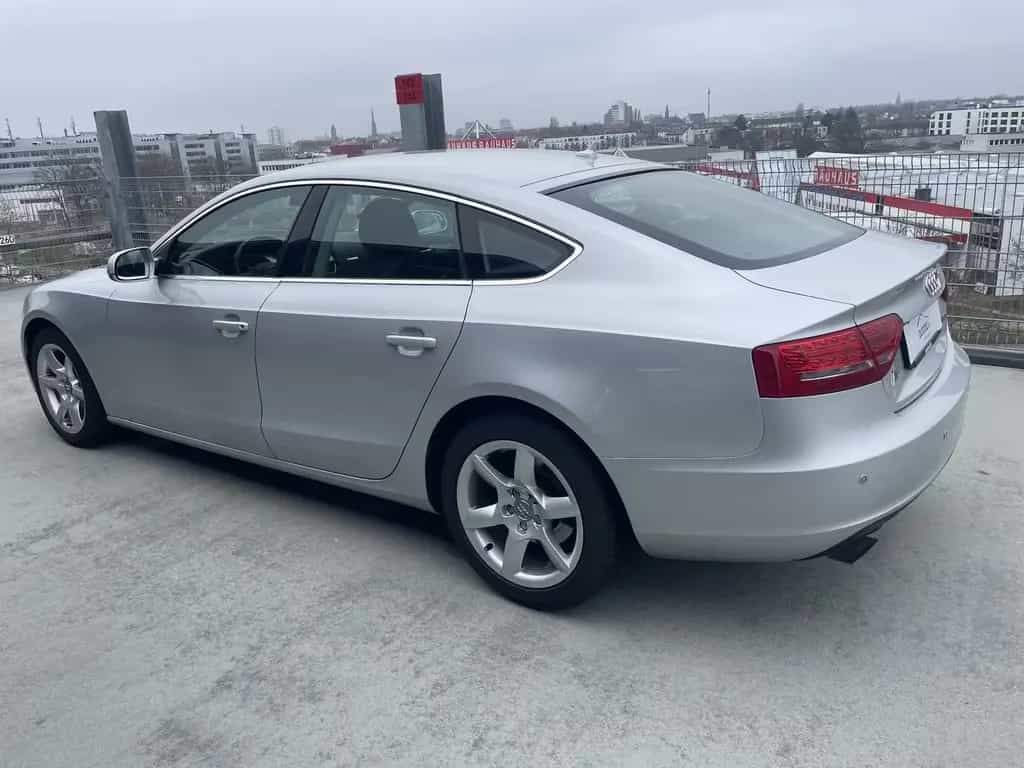 Audi A5 Sportback 2.0 TFSI 01/2011-photo-3