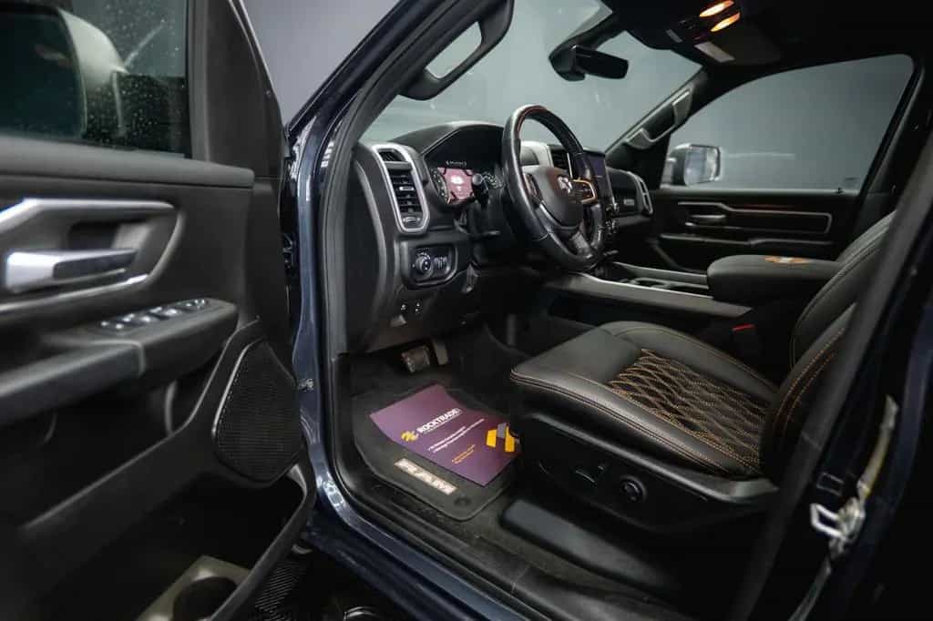 Dodge RAM 5.7 V8 HEMI 4x4 OFFROAD Night HarleyDavidson 01/2020-photo-34