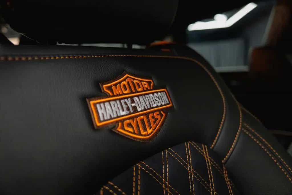 Dodge RAM 5.7 V8 HEMI 4x4 OFFROAD Night HarleyDavidson 01/2020-photo-47