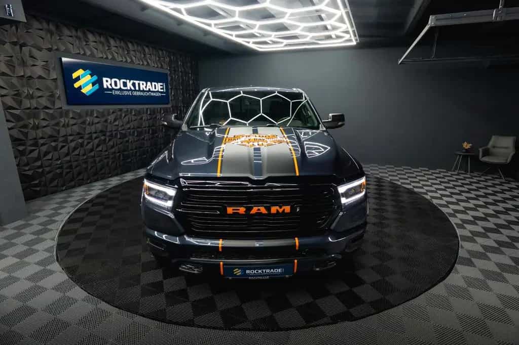Dodge RAM 5.7 V8 HEMI 4x4 OFFROAD Night HarleyDavidson 01/2020-photo-5