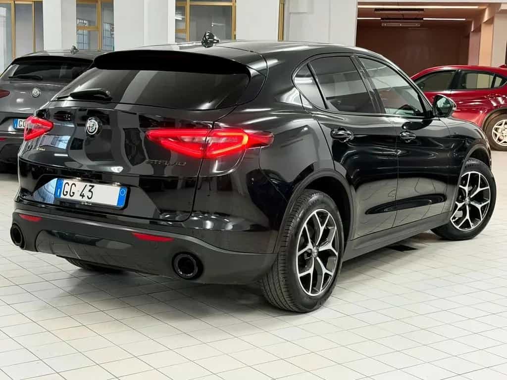 Alfa Romeo Stelvio 2.0 T 200 CV SPRINT CERCHI 19 11/2021-photo-3
