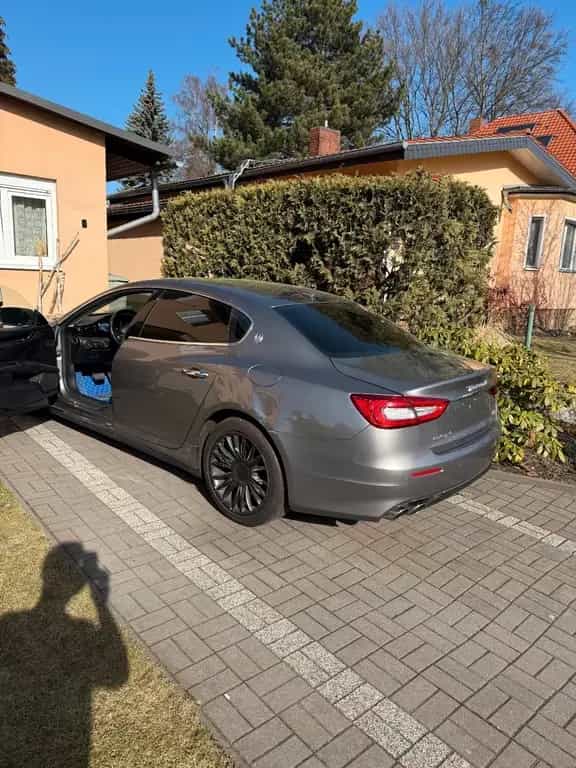 Maserati Quattroporte 3.0 V6 S Q4 Automatik S - US-Import 06/2015-photo-2