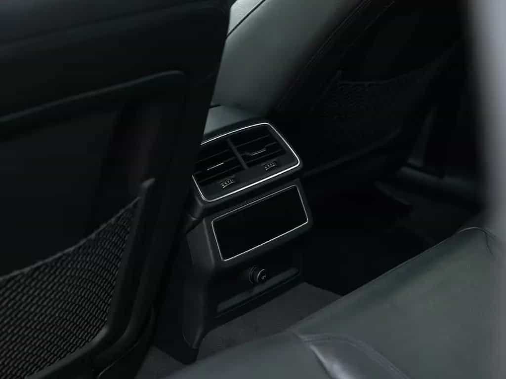Audi A6 55 TFSI quattro design Business-Paket Leder 11/2022-photo-26