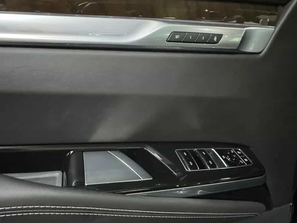 Cadillac Escalade 2026 ESCALADE SPORT PLATINUM 6.2 V8-HUD-NIGHT V null-photo-37