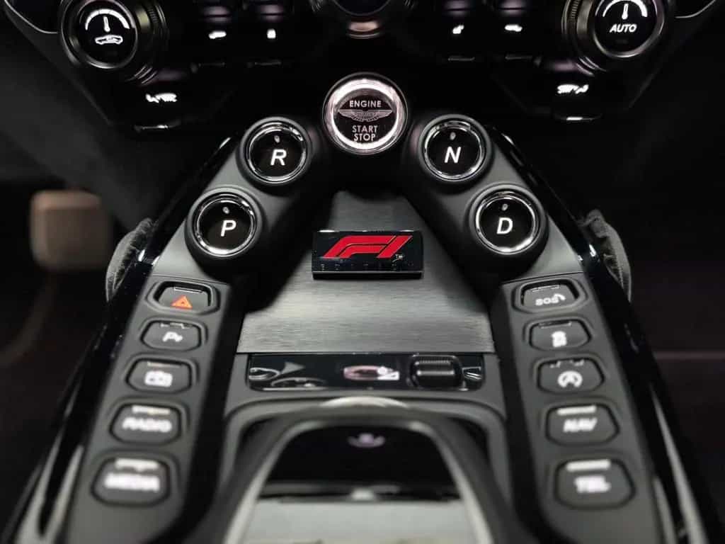 Aston Martin V8 Vantage F1 Edition 360 CARBON AERO JET BLACK 10/2022-photo-16