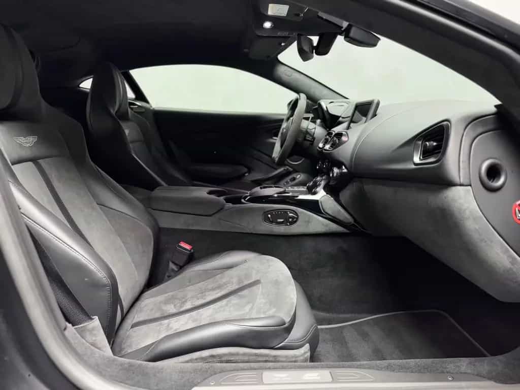 Aston Martin V8 Vantage F1 Edition 360 CARBON AERO JET BLACK 10/2022-photo-6