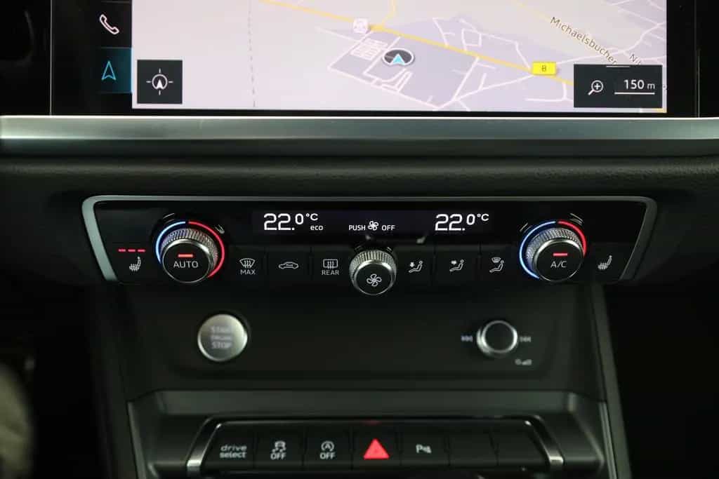 Audi Q3 40 TFSI quattro S tronic S line | AHK | 06/2019-photo-17