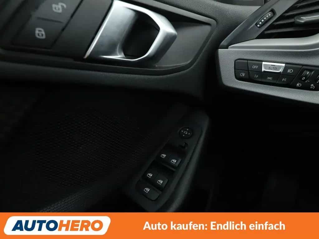 BMW 1 Series 118i Advantage Aut.*NAVI*TEMPO*LED*PDC*SHZ* 11/2020-photo-24