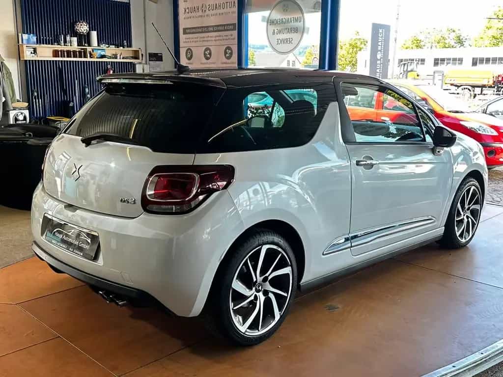 DS Automobiles DS3 Sport Chic 1.HAND/LEDER/NAVI/KAMERA/SHZ 04/2016-photo-4