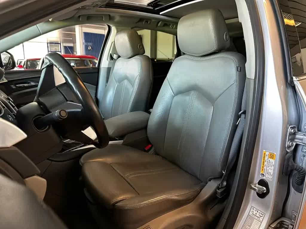 Cadillac SRX AWD PANO/NAVI/KAMERA/LEDER/4xSHZ/XENON 04/2012-photo-11