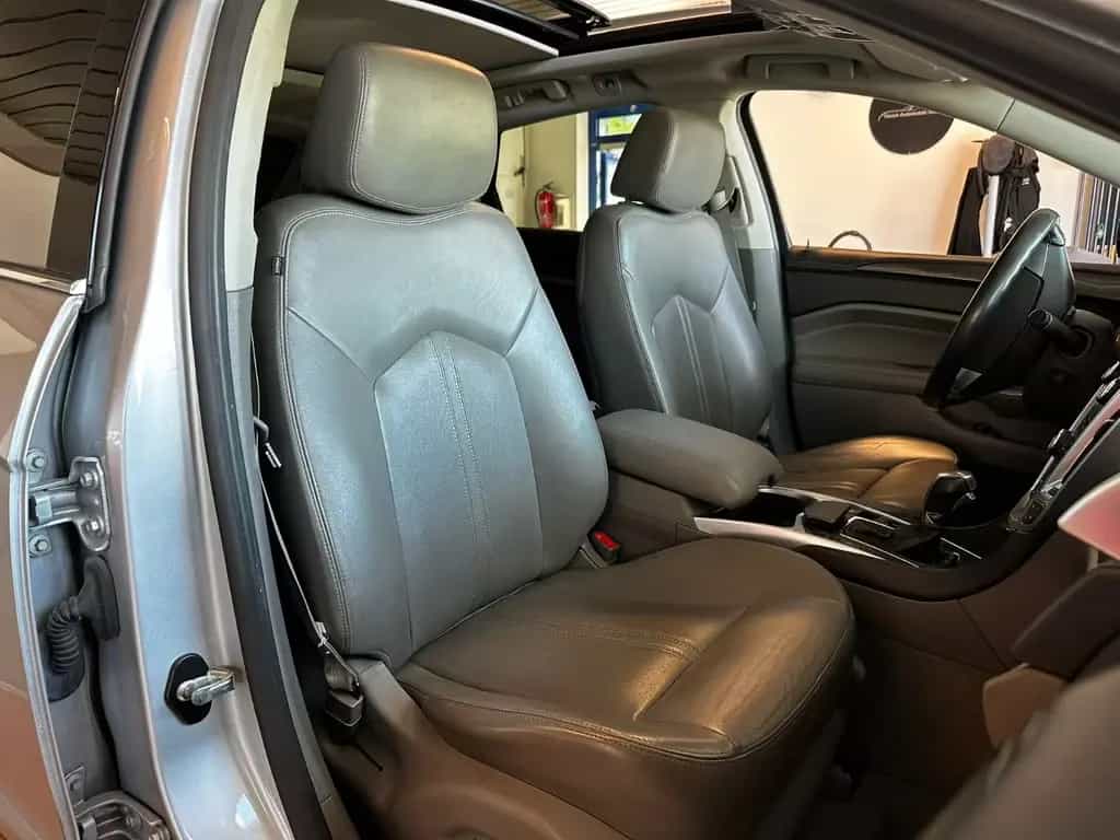 Cadillac SRX AWD PANO/NAVI/KAMERA/LEDER/4xSHZ/XENON 04/2012-photo-17