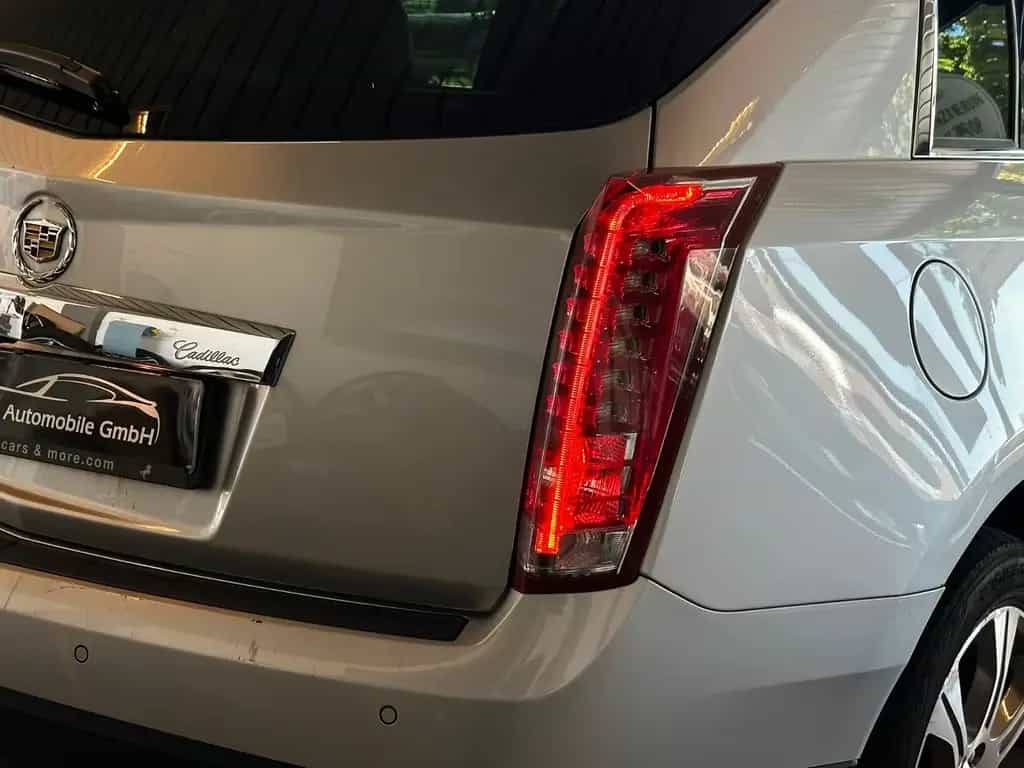 Cadillac SRX AWD PANO/NAVI/KAMERA/LEDER/4xSHZ/XENON 04/2012-photo-8