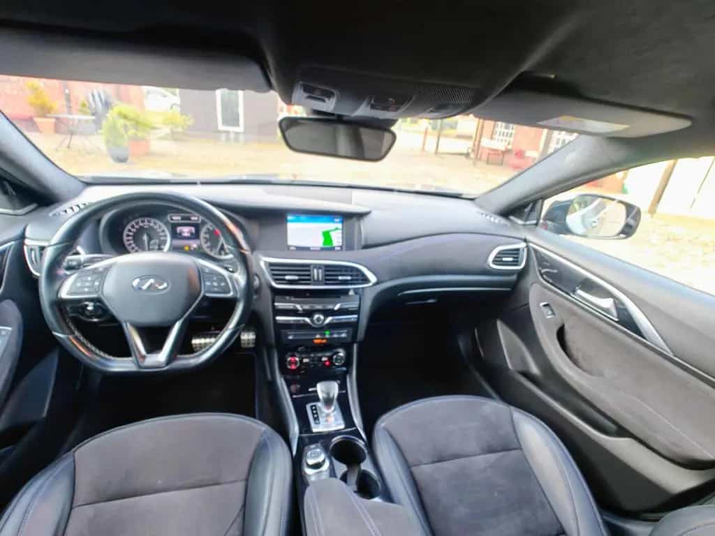 Infiniti Q30 S Automatik Sportpaket Alcantar 01/2017-photo-16