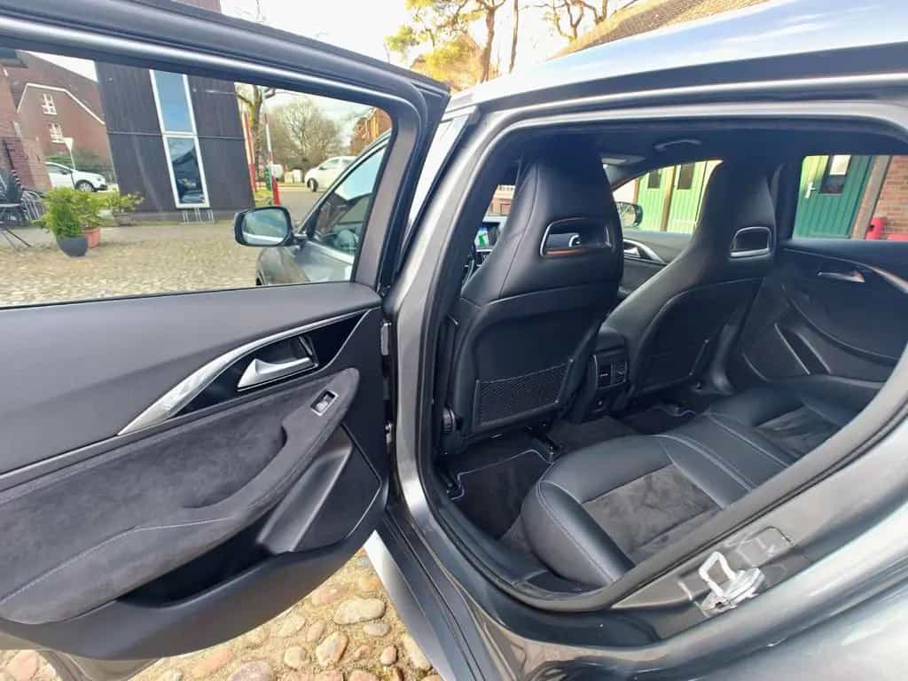 Infiniti Q30 S Automatik Sportpaket Alcantar 01/2017-photo-17