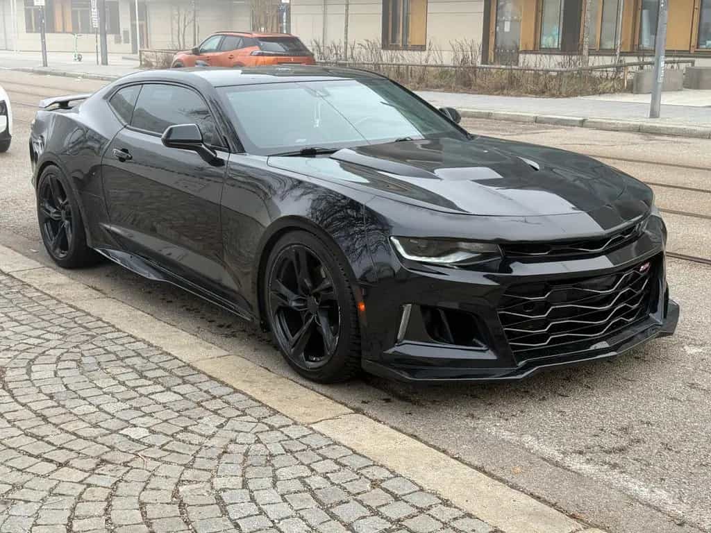 Chevrolet Camaro SS 6.2 V8 Sport AT NAVI PDC KAMERA HUD 03/2019-photo-5