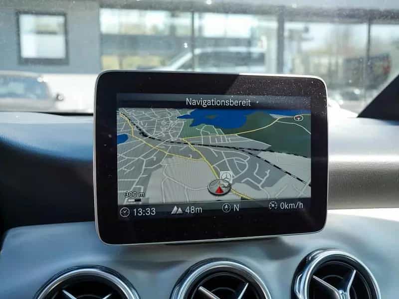 Mercedes-Benz GLA 250 AMG PANO PDC SHD SHZ 12/2018-photo-7