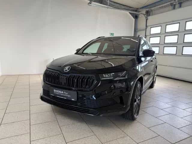Skoda Karoq Sportline 2.0 TSI DSG 4x4 Matrix Kamera 01/2024-photo-1