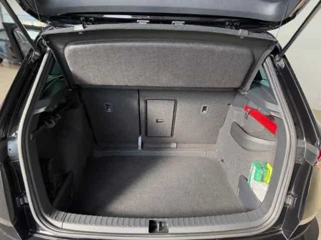 Skoda Karoq Sportline 2.0 TSI DSG 4x4 Matrix Kamera 01/2024-photo-15