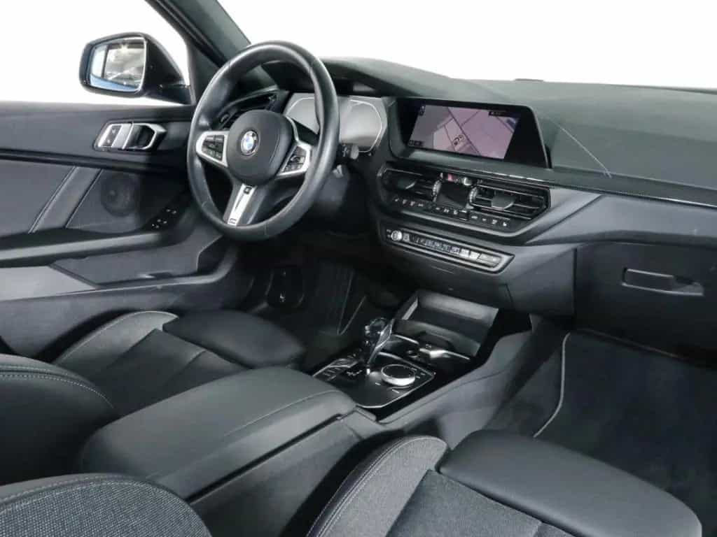 BMW 1 Series 118 i Sport Line LenkHZG Sportsitze LED SHZ NAVI 11/2020-photo-7