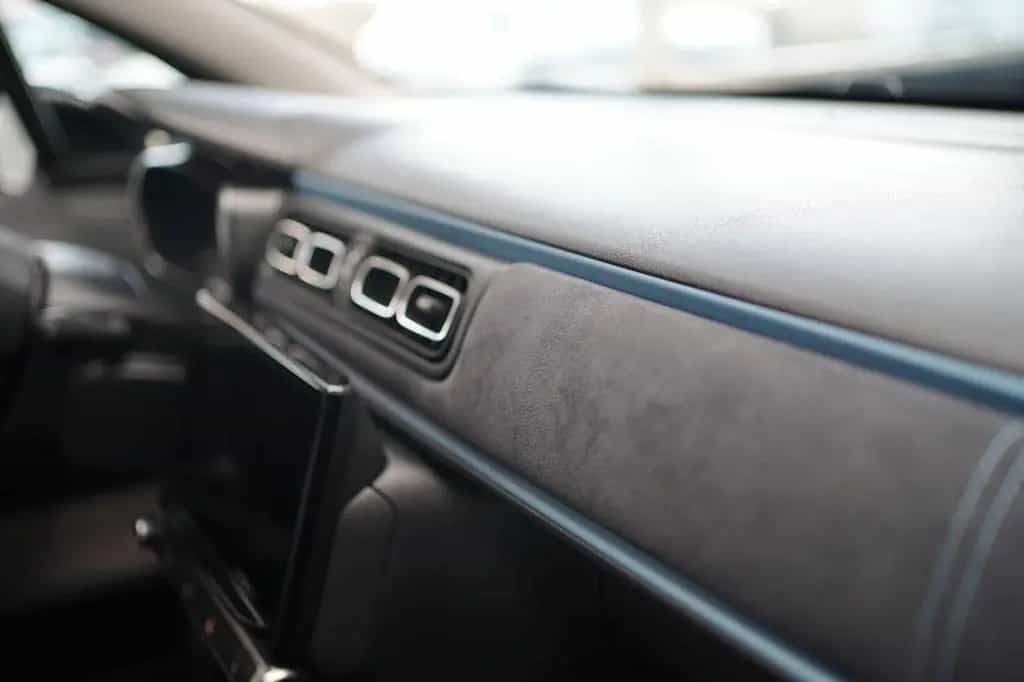 Citroën C3 PureTech 110 EAT6 Elle Automatik Sitzheizung 10/2023-photo-10