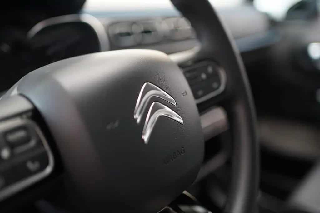 Citroën C3 PureTech 110 EAT6 Elle Automatik Sitzheizung 10/2023-photo-18