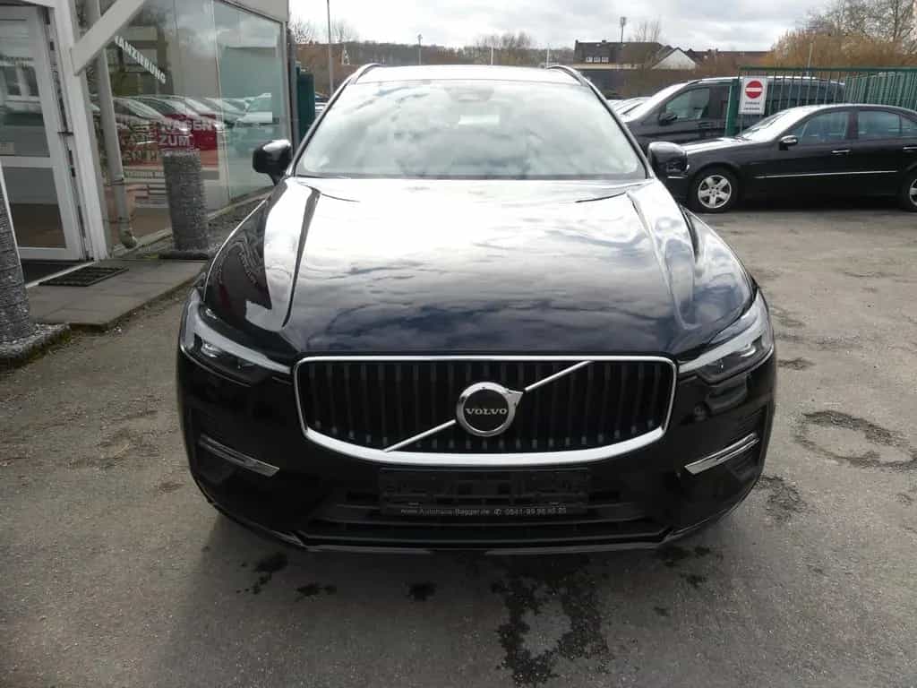 Volvo XC 60 XC60 Core 2WD 01/2023-photo-1